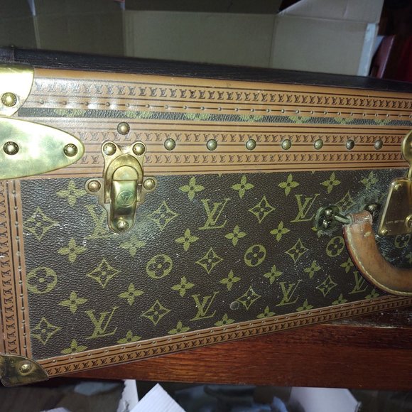 Louis Vuitton Suite Case Alzer 70 - Picture 2 of 5